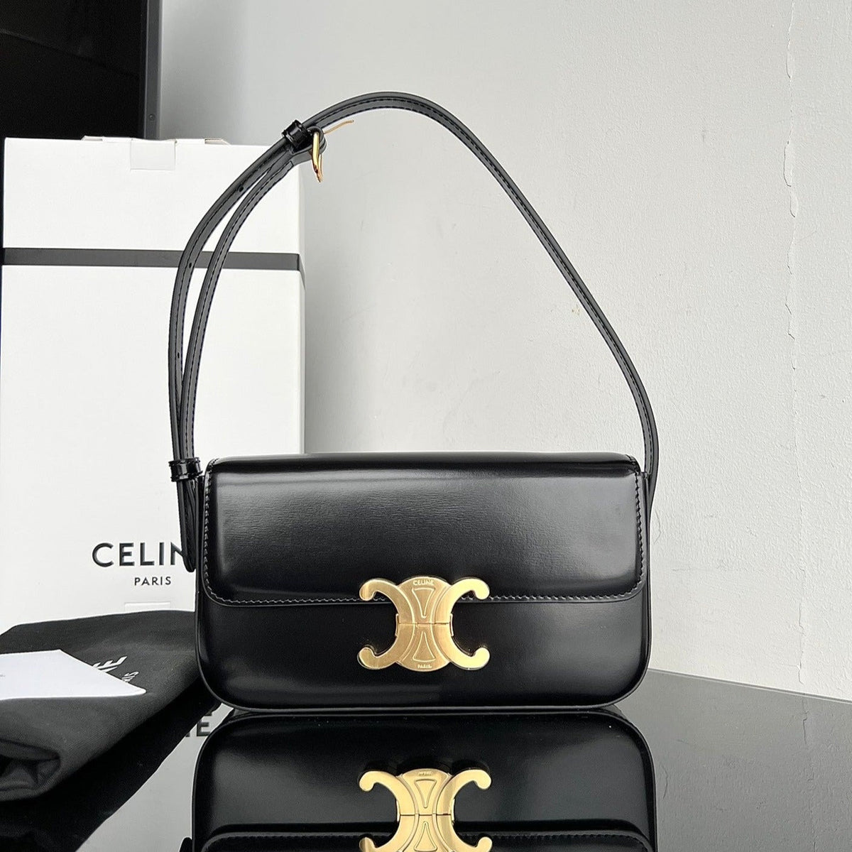 CELINE TRIOMPHE 20 BLACK CALFSKIN