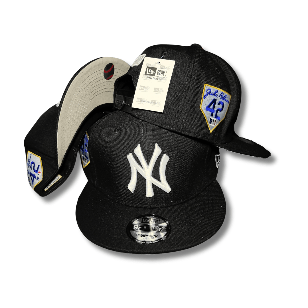 New York Yankees Black Jackie Robinson Patch Snapback Cap