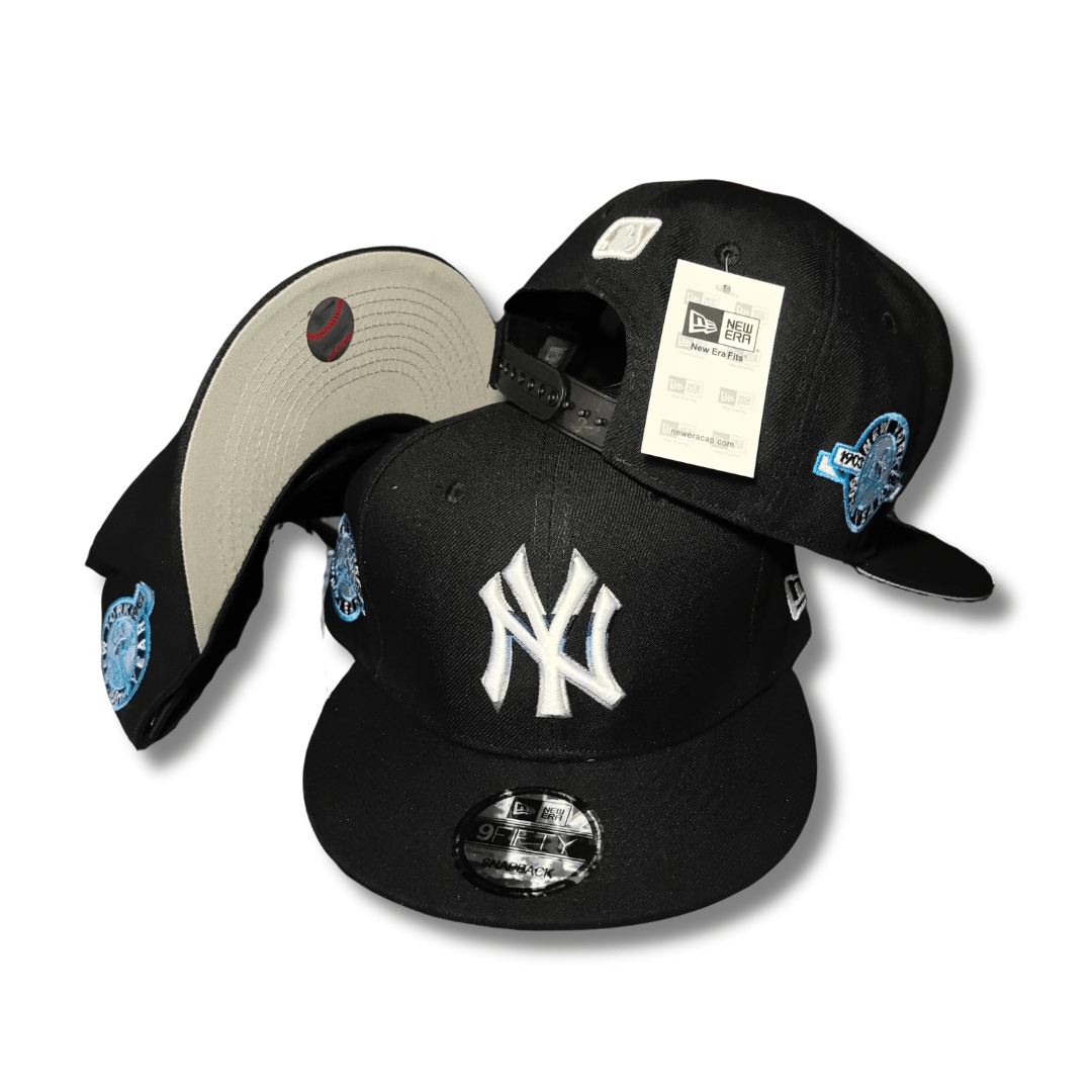 New York Yankees 9FIFTY with Light Blue Side Patches Black and Gray Snapback Cap