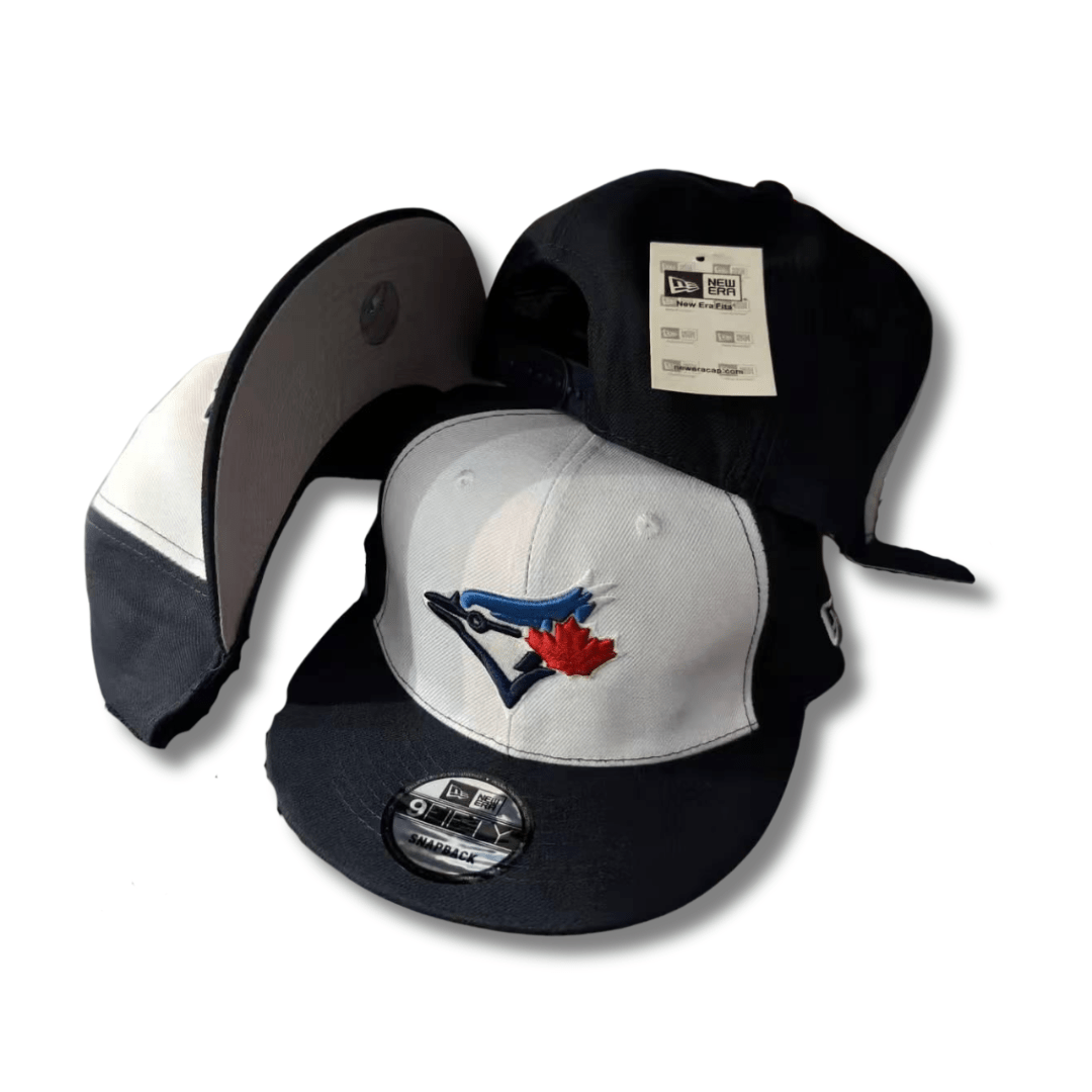 Toronto Blue Jays 9FIFTY White and Navy with Team Logo Snapback Cap
