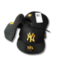 New York Yankees Black Gold Logo Snapback Cap