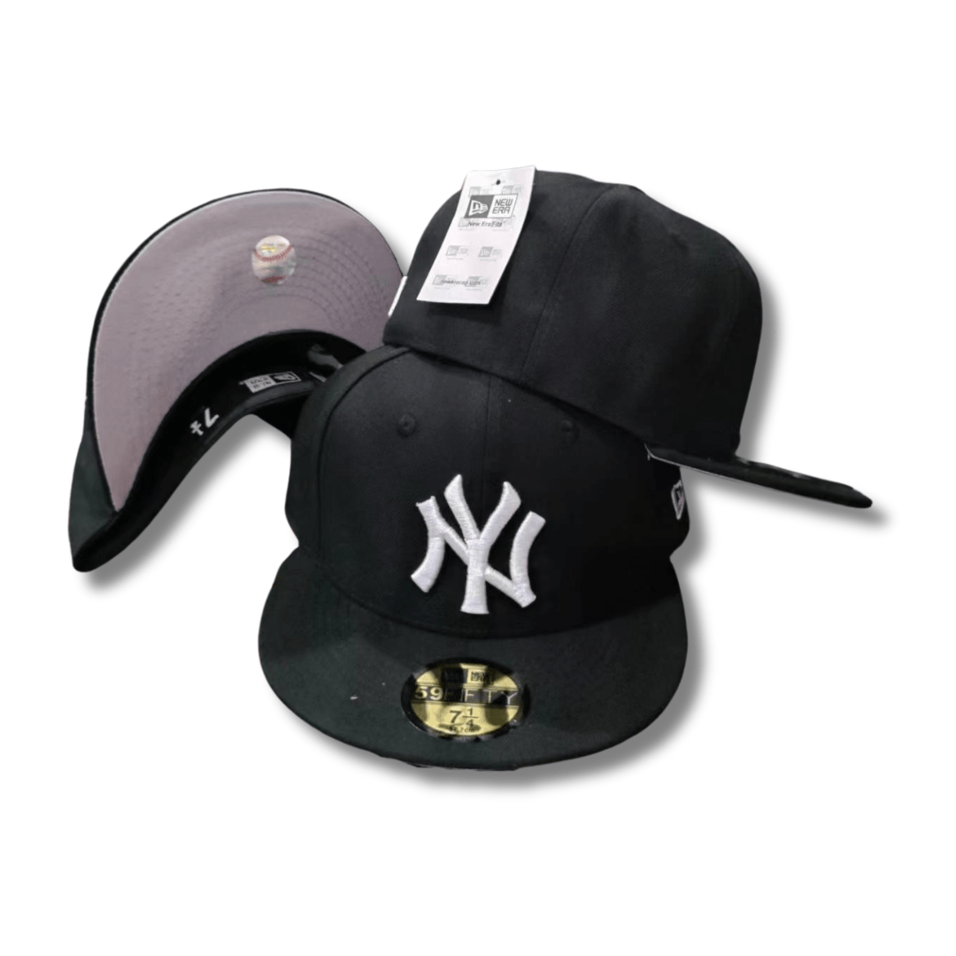 New York Yankees Black with NY Logo Fitted Cap