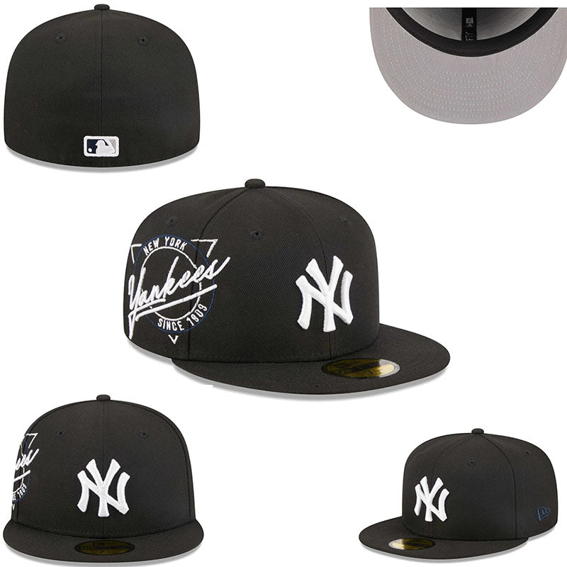 New York Yankees Snapback Hat with Classic Logo and Script Embroidery - Black