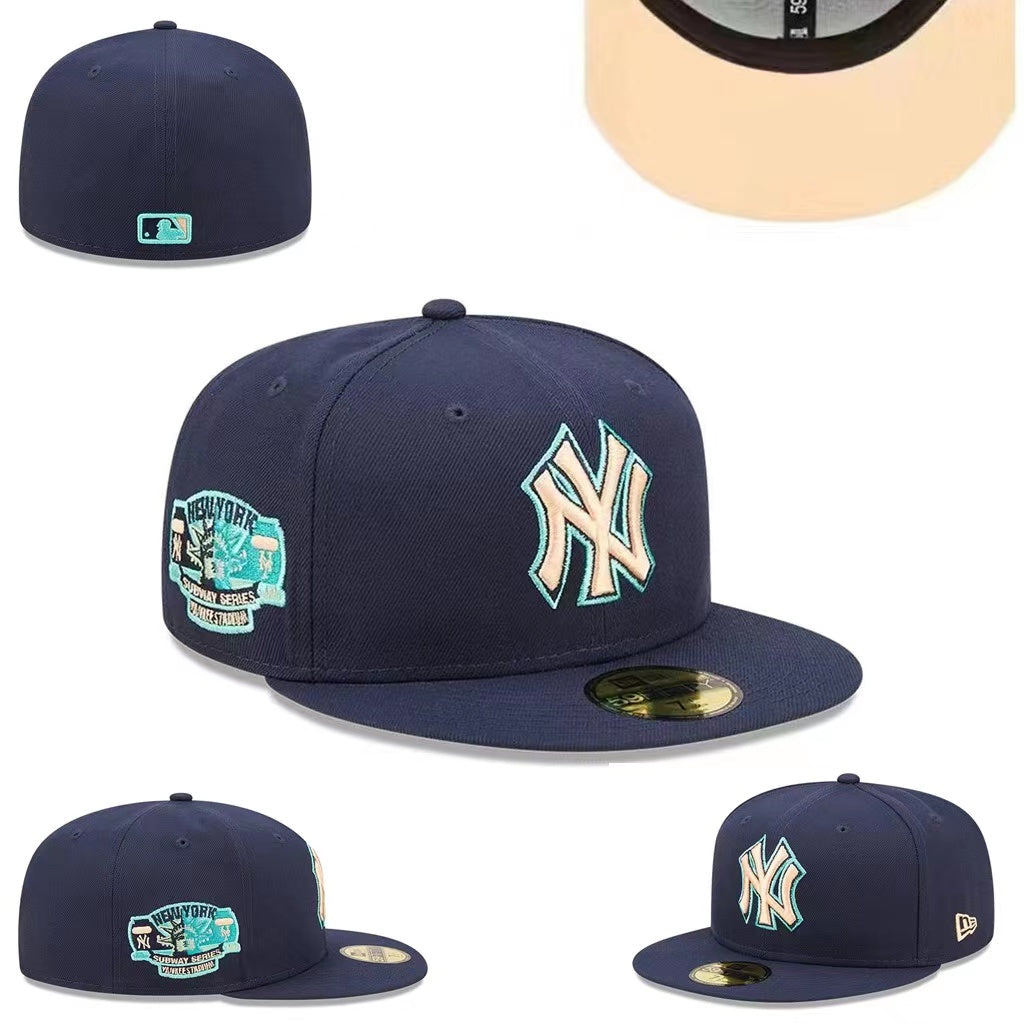 New York Yankees Snapback Hat with Mint and Beige Embroidered Logo - Navy Blue