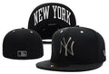 New York Yankees 59FIFTY Hat with Underbill "New York" Detail - Black