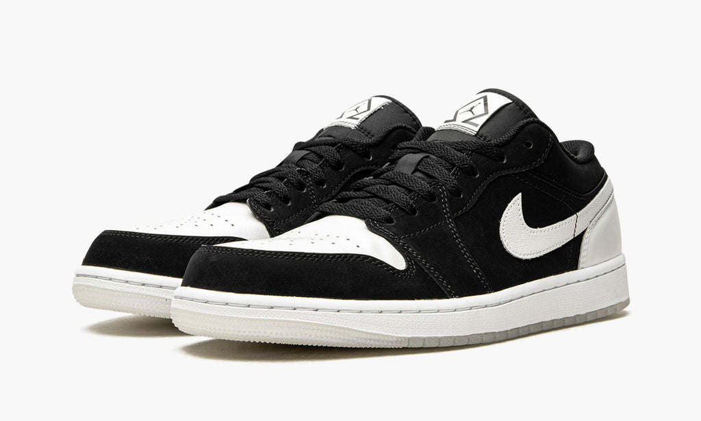 Air Jordan 1 Low "Diamond" Sneakers