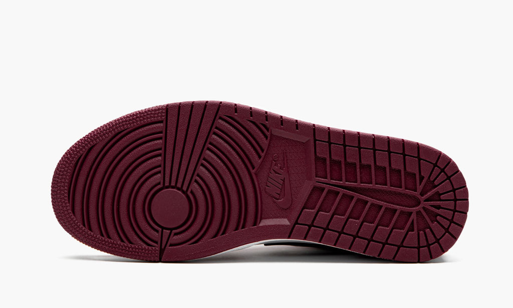 Air Jordan 1 Low Noble Red Sneakers