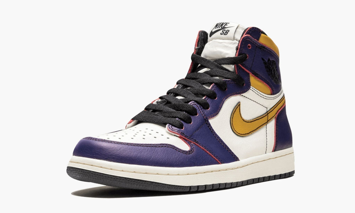 Air Jordan 1 Retro High OG "LA to Chicago" Sneakers