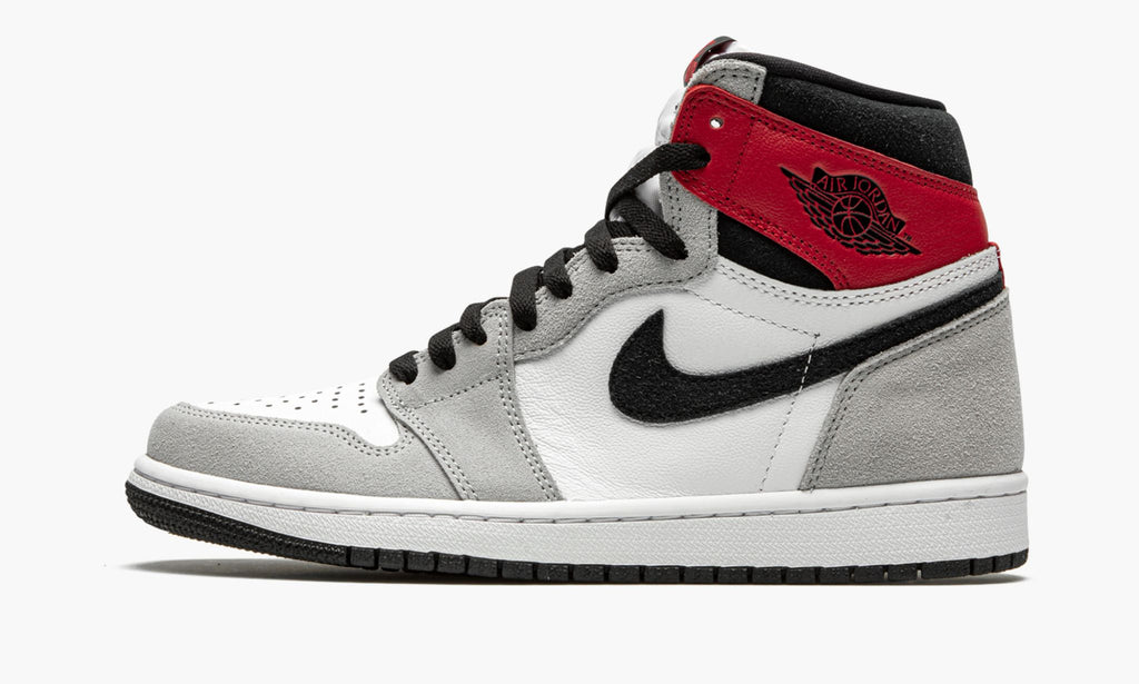 Air Jordan 1 Retro High OG "Light Smoke Grey" Sneakers