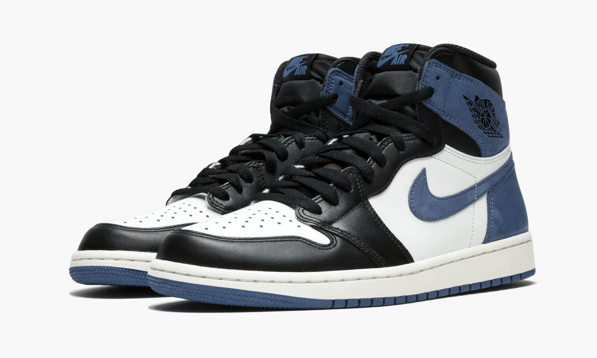 Air Jordan 1 Retro High OG Blue Moon Sneakers