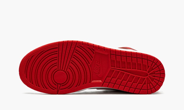Air Jordan 1 Retro High OG Heritage Sneakers