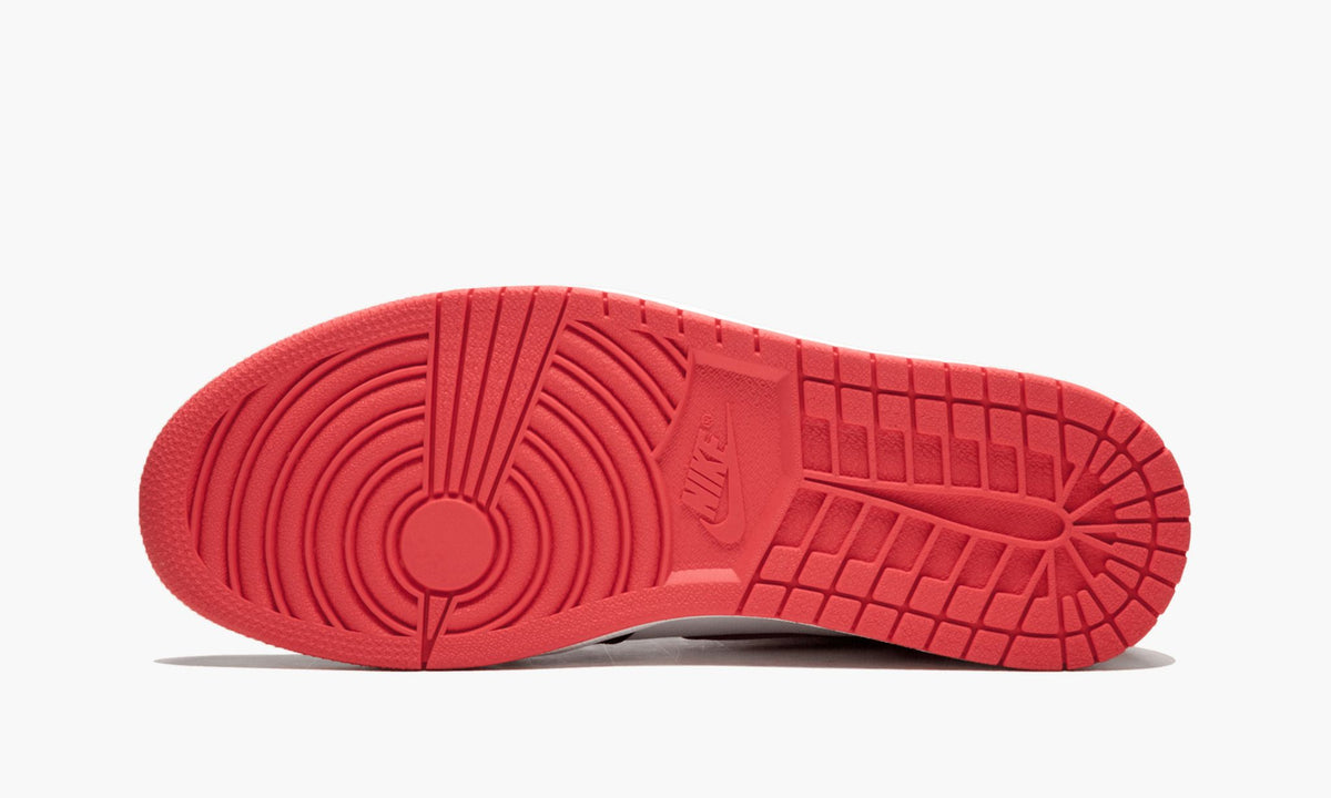 Air Jordan 1 Retro High OG Track Red Sneakers