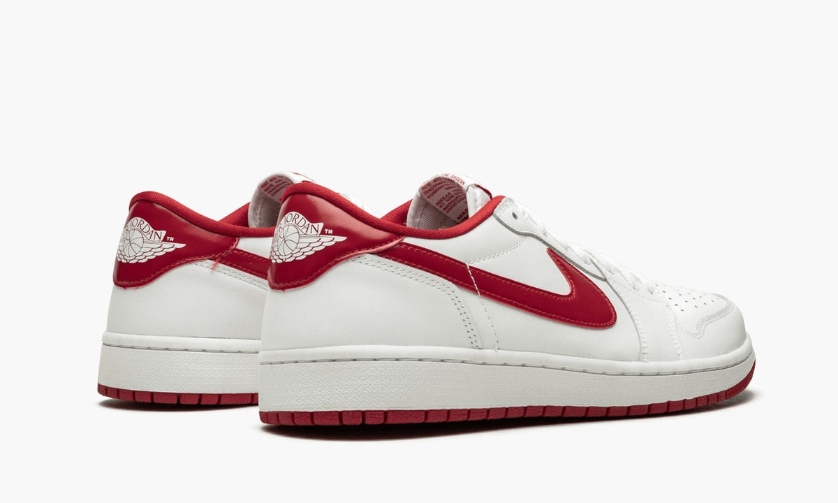 Air Jordan 1 Retro Low OG White / Varsity Red Sneakers