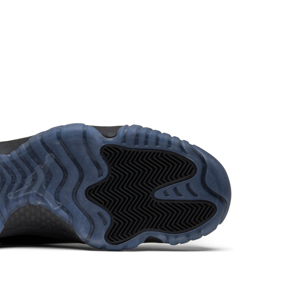 Air Jordan 11 Retro 'Cap and Gown' 378037-005 Sneakers