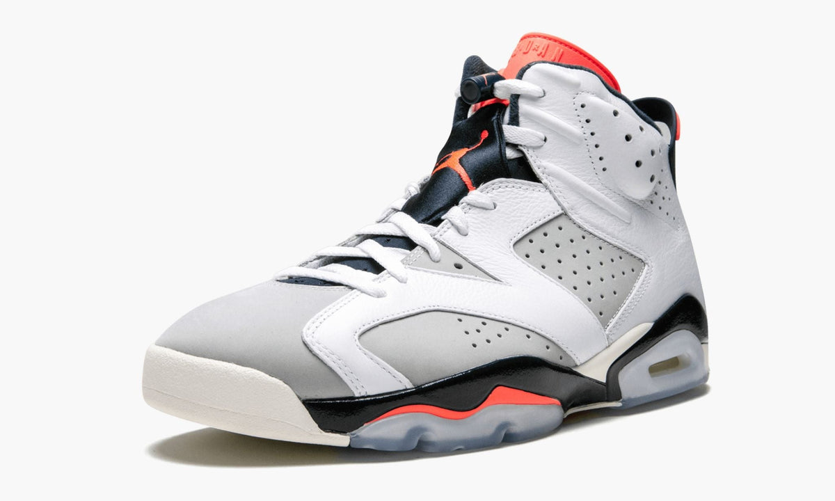 Air Jordan 6 Retro Tinker Hatfield Sneakers