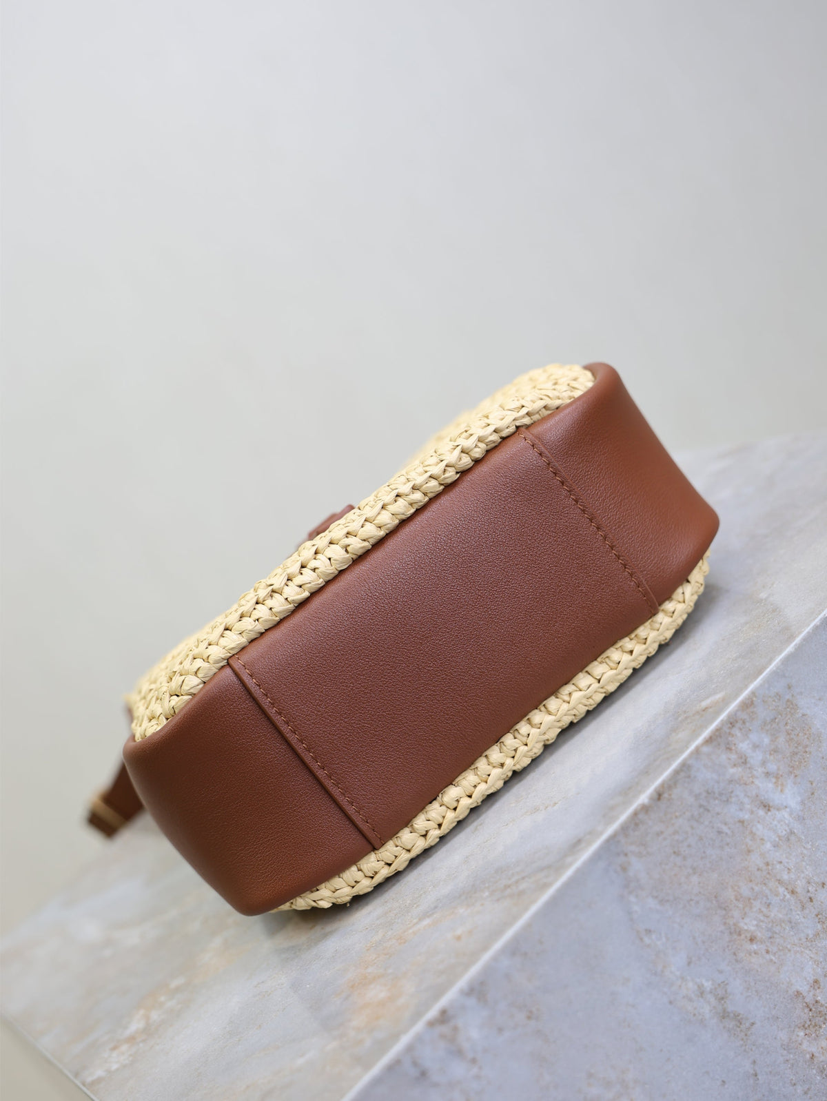 YSL 25S LE 5 À 7 SUPPLE BABY 16 IN RAFFIA AND CALFSKIN GOLD HARDWRE