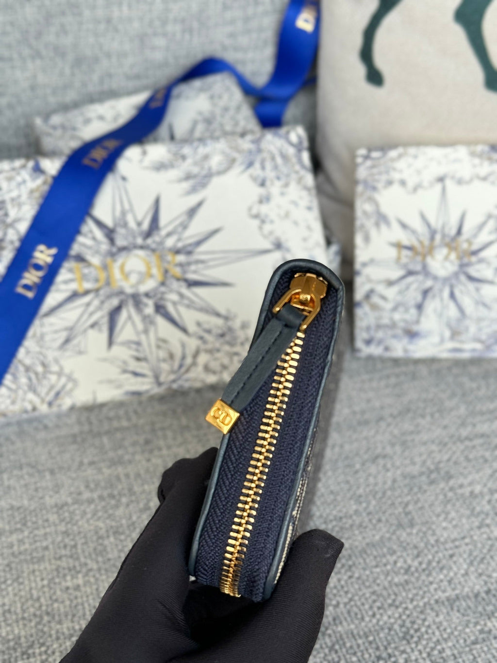 DIOR MONTAIGNE VOYAGEUR LONG WALLET 20 IN BLACK MONOGRAM OBLIQUE JACQUARD