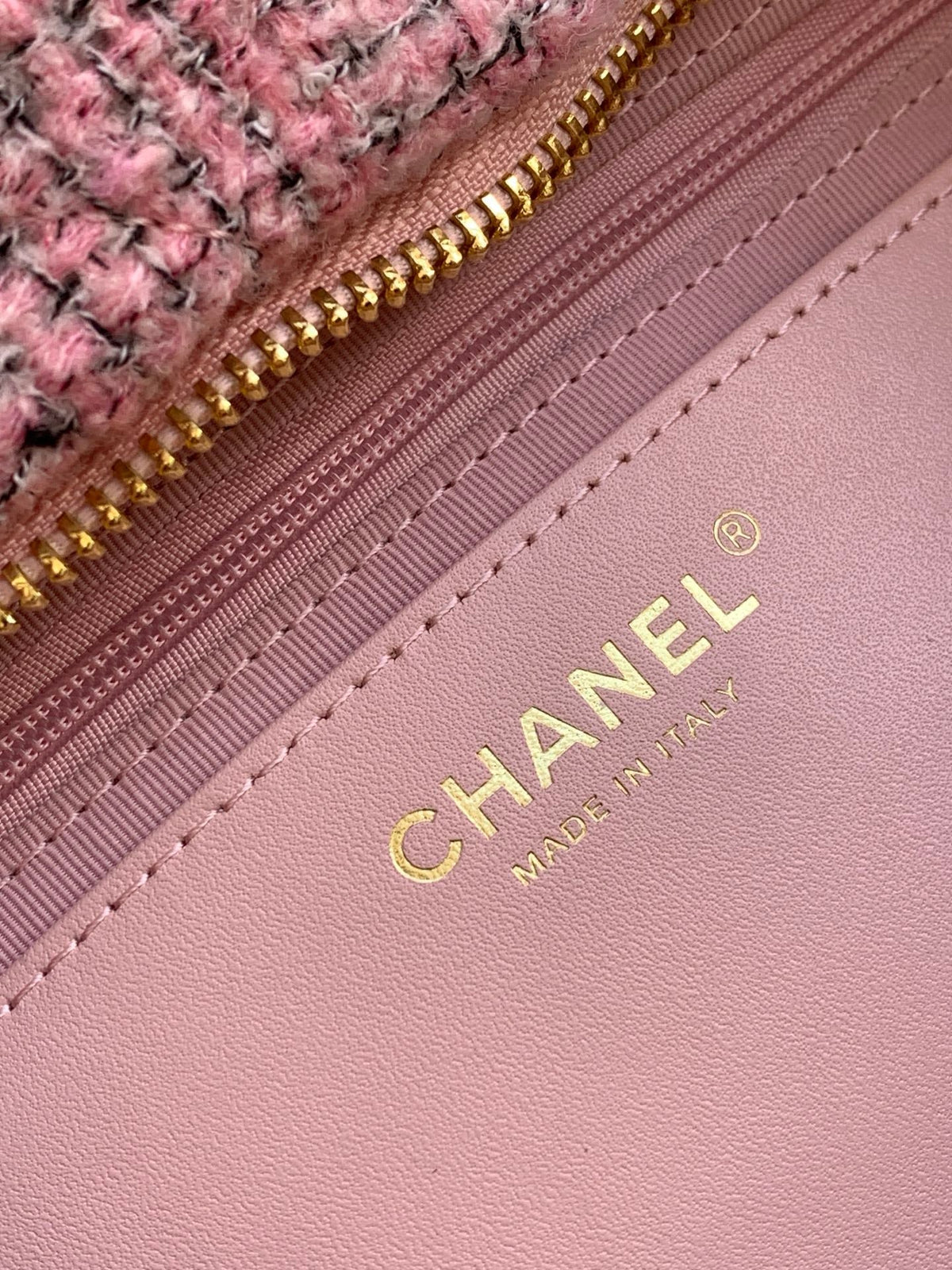 CHANEL 25S BOW BAG 38 IN PINK TWEED WITH GOLD HARDWARE