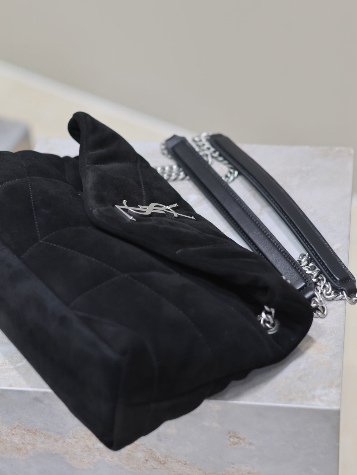 YSL 25S LOULOU PUFFER MM 29 IN BLACK SUEDE SILVER HARDWARE