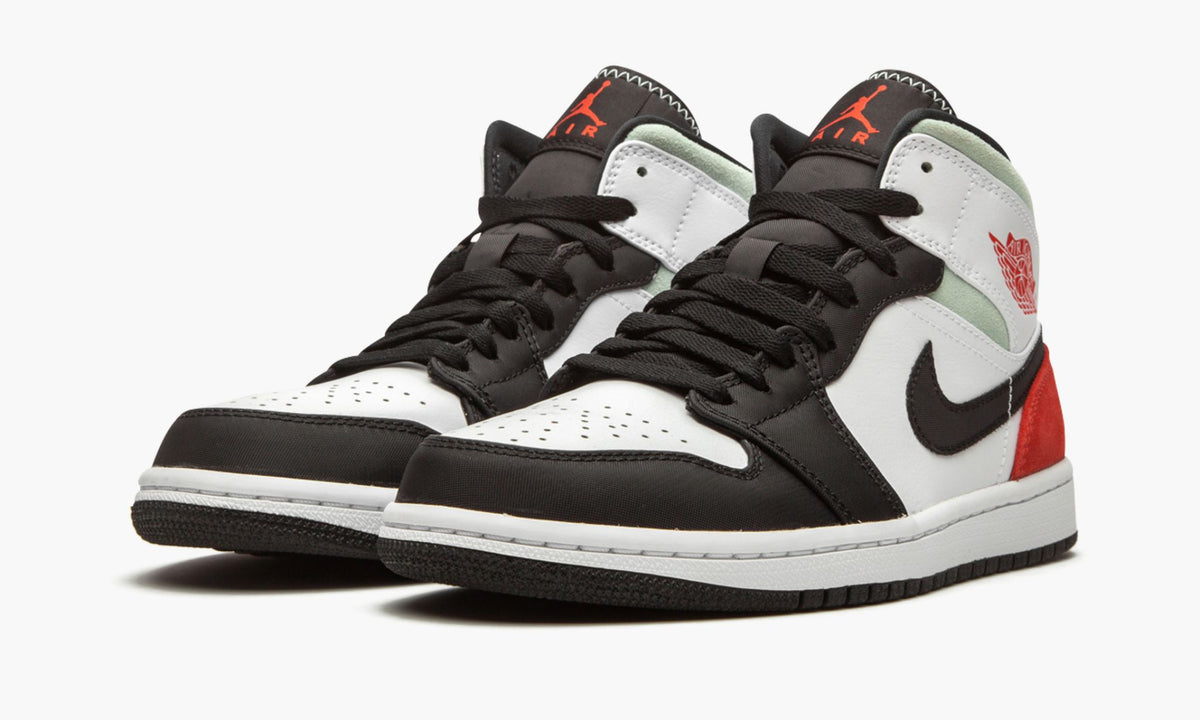 Jordan 1 Mid SE "Red Grey Black Toe" Sneakers