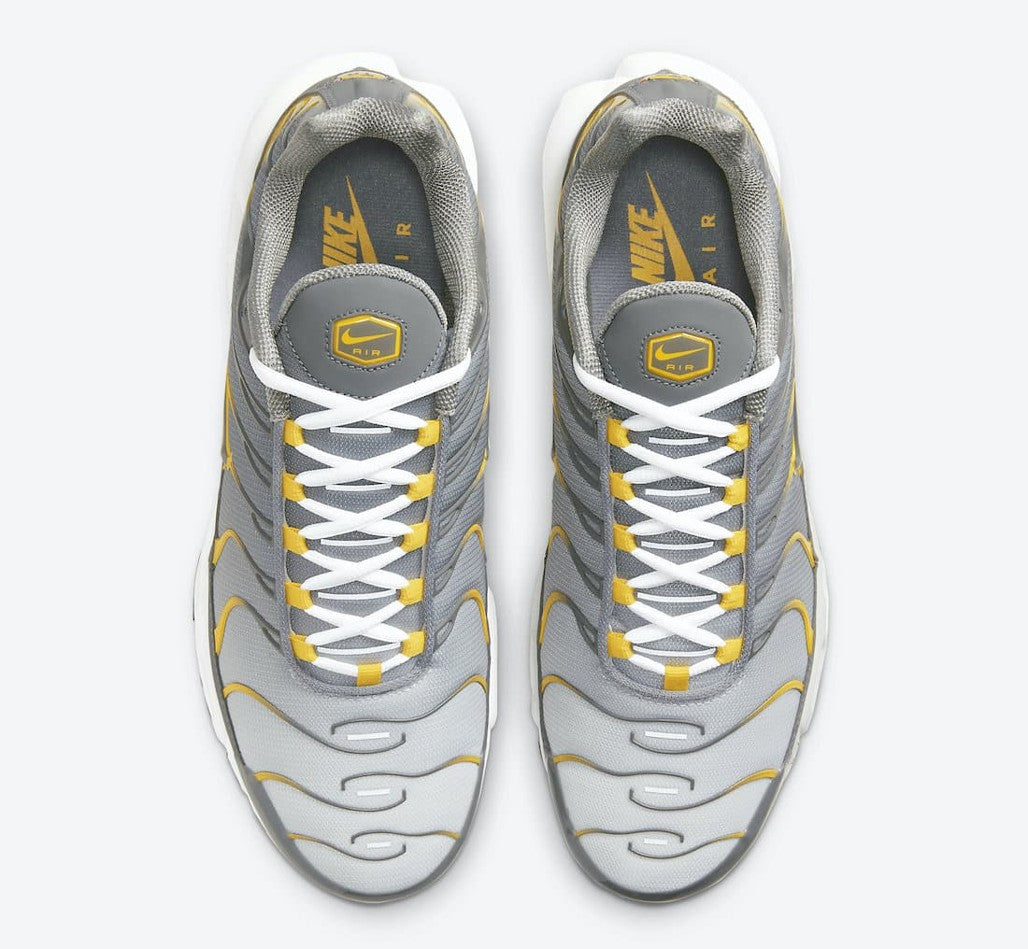 Nike Air Max Plus Particle Grey Dark Sulphur Sneakers