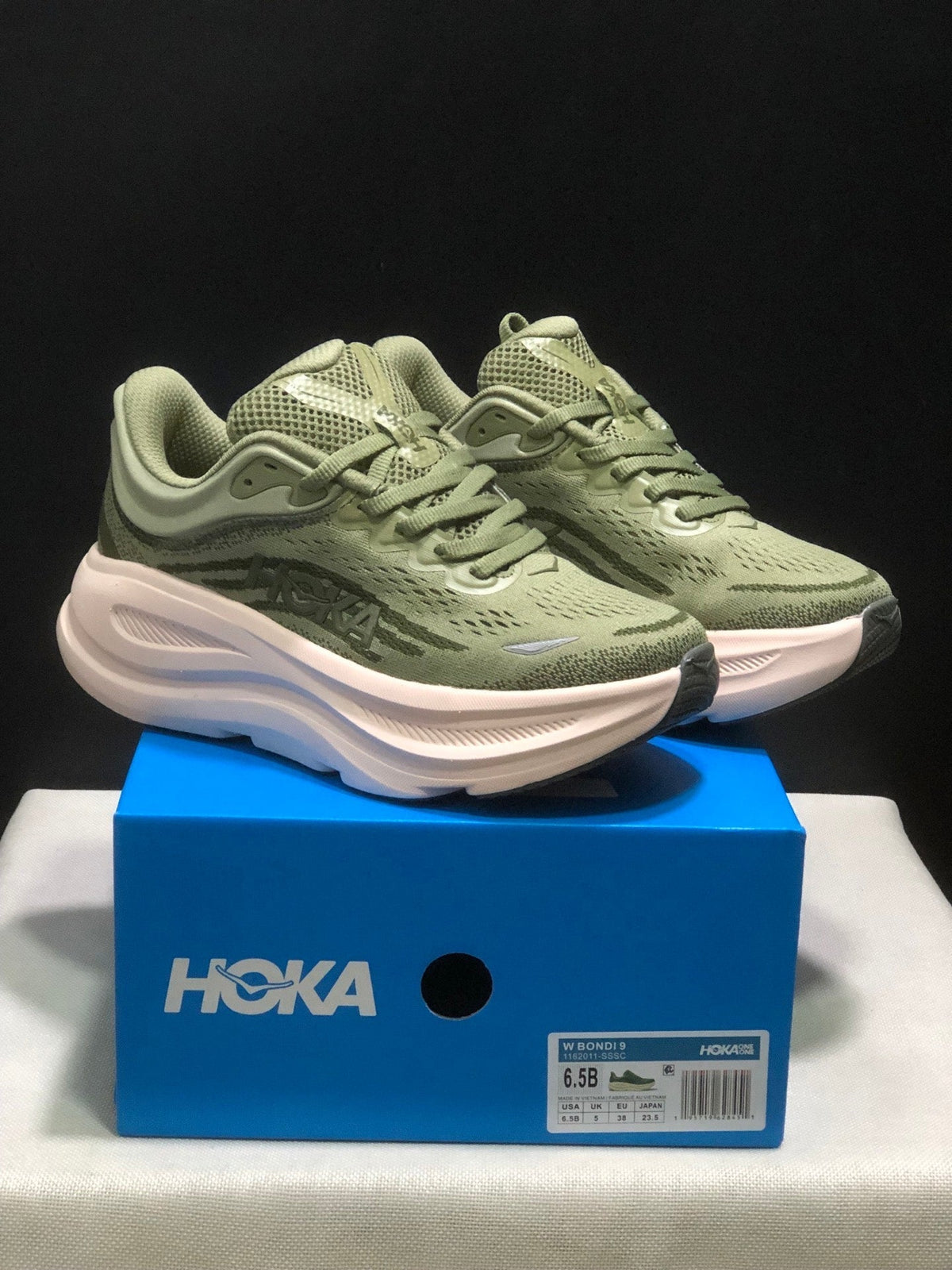 HOKA ONE ONE Bondi 9 Running Shoes