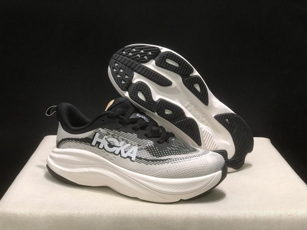 HOKA ONE ONE Skyflow Running Shoes
