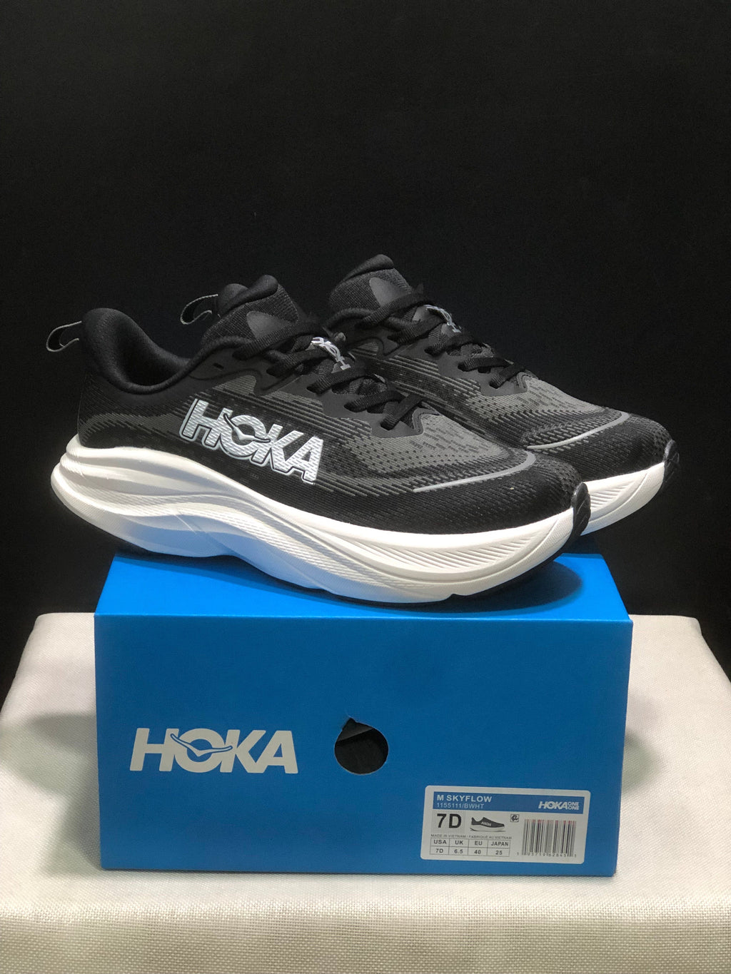 HOKA ONE ONE Skyflow Running Shoes