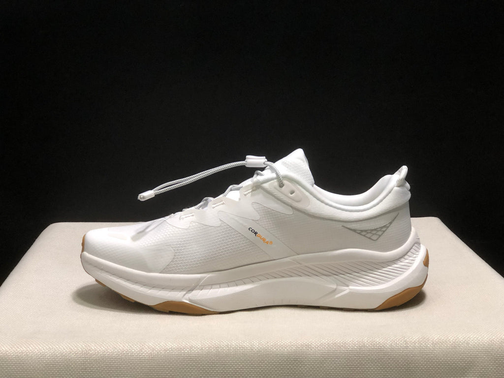 HOKA ONE ONE Skyflow Running Shoes