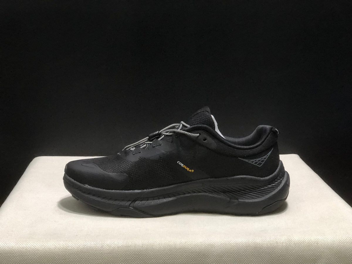 HOKA ONE ONE Skyflow Running Shoes