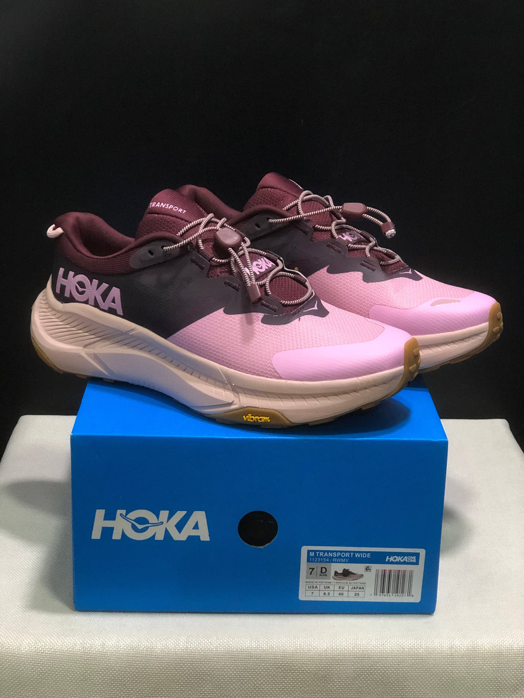 HOKA ONE ONE Skyflow Running Shoes
