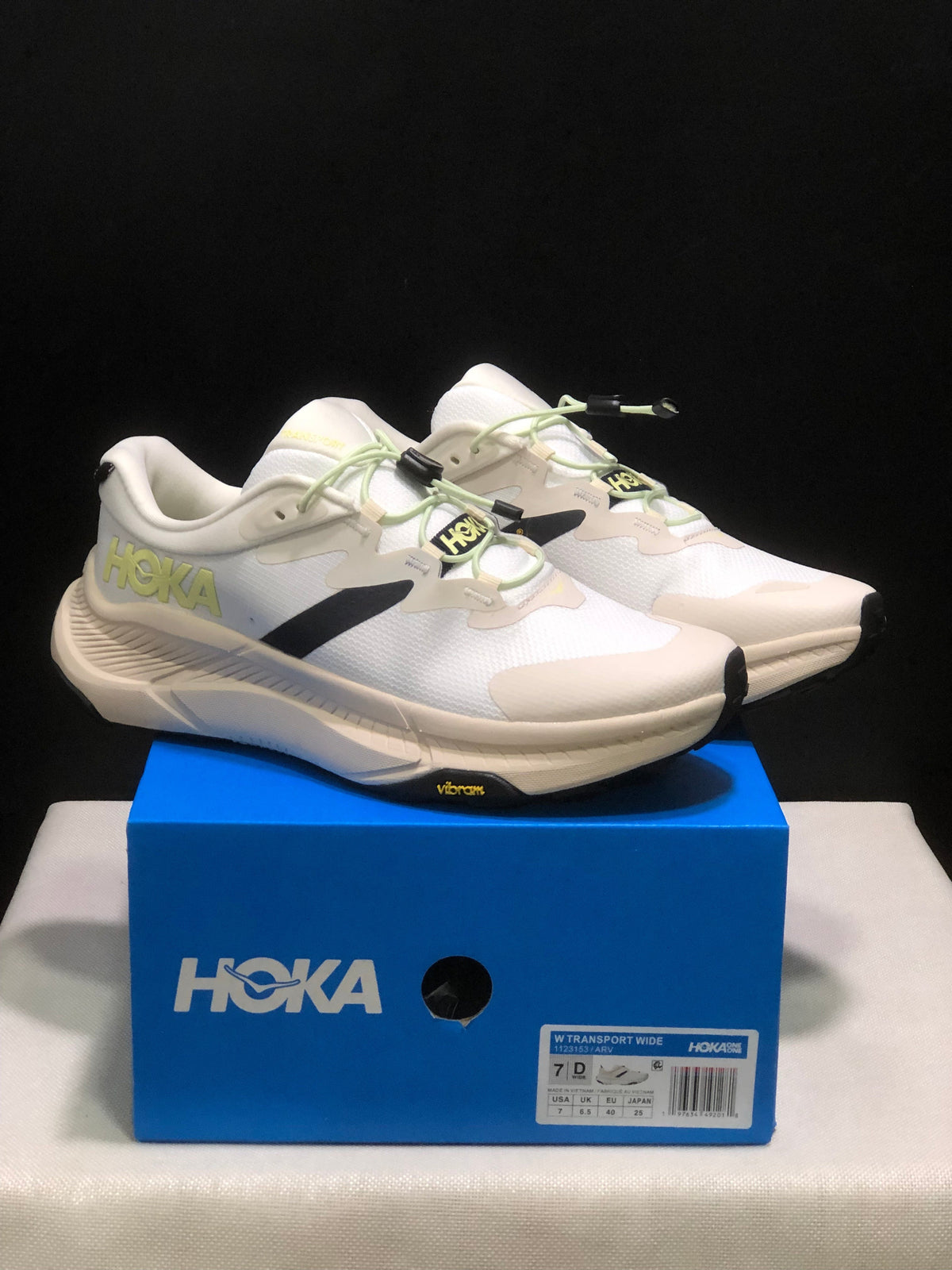 HOKA ONE ONE Skyflow Running Shoes