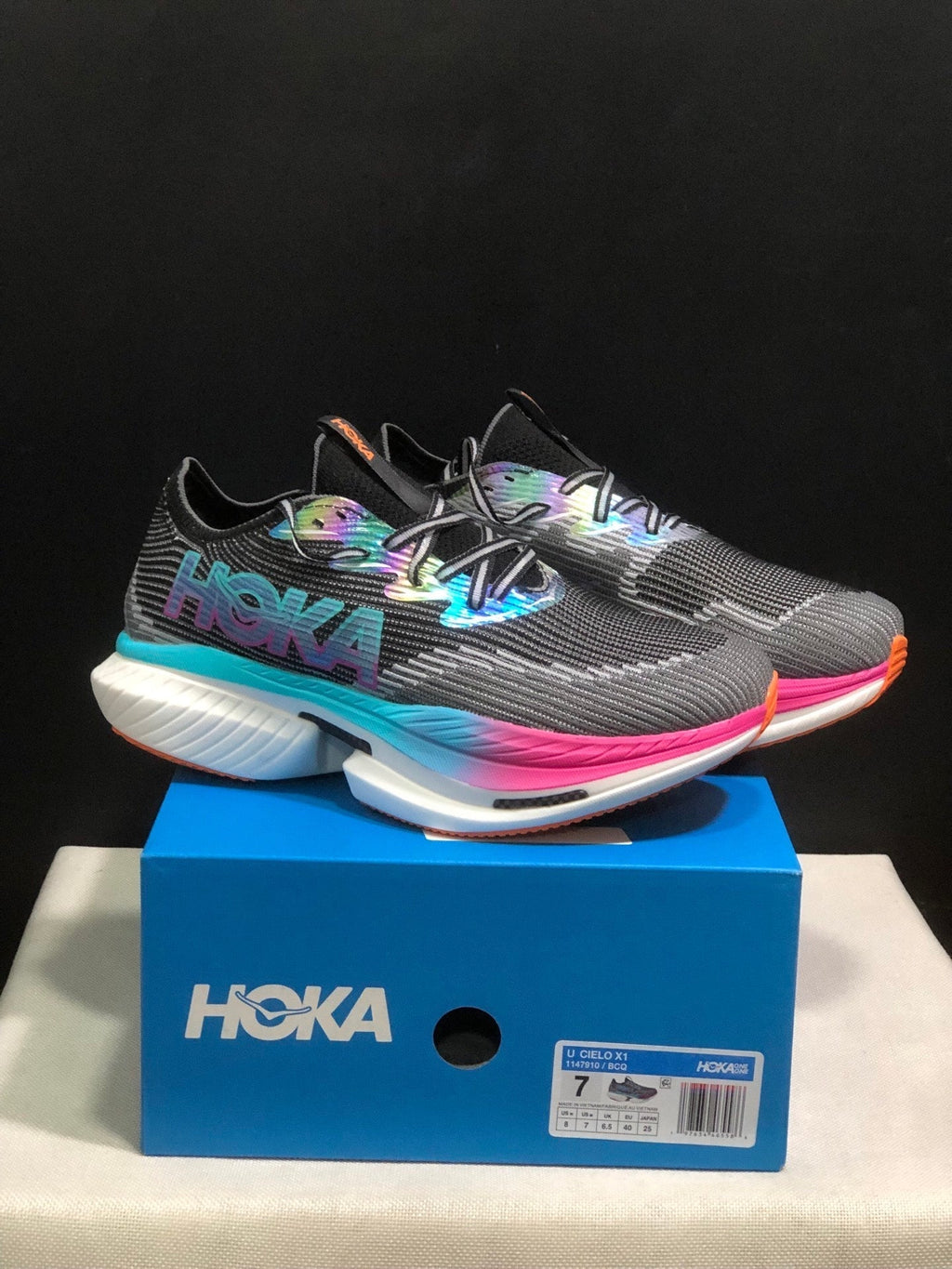 HOKA ONE ONE Cielo X1 Running Shoes