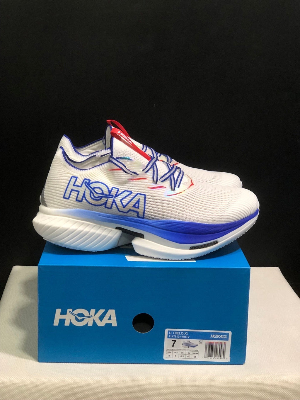 HOKA ONE ONE Cielo X1 Running Shoes