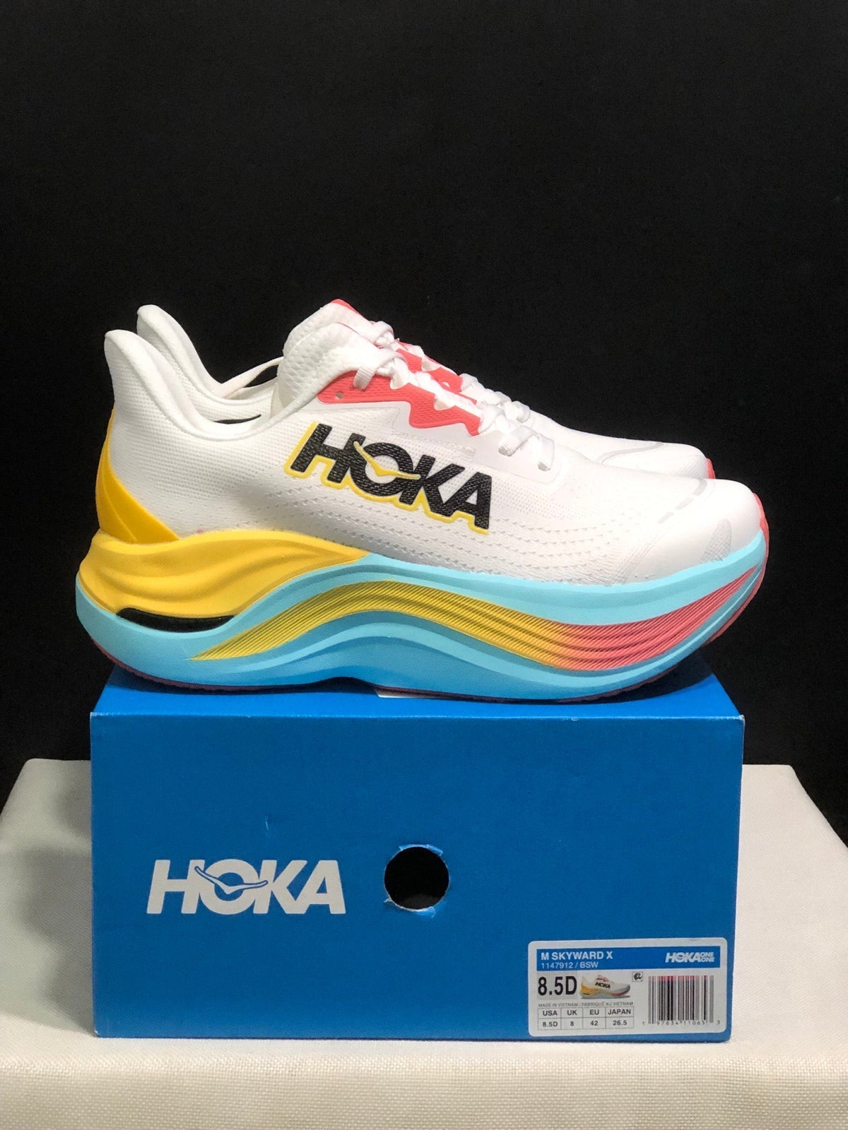 HOKA ONE ONE Skyward X Running Shoes