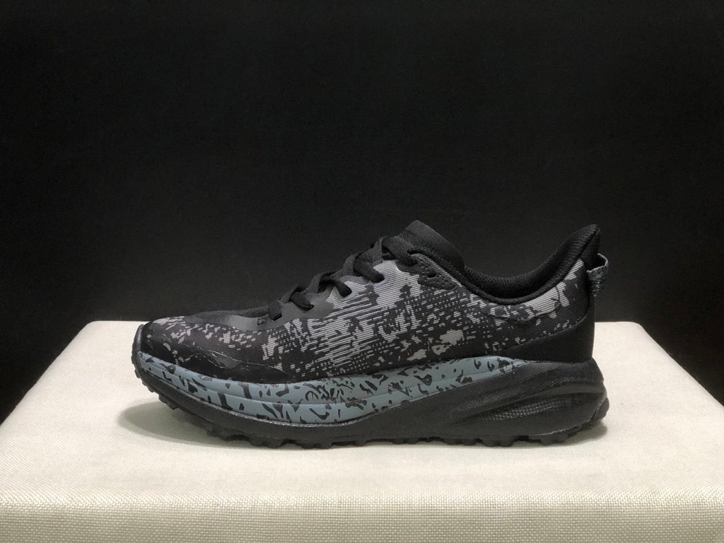 HOKA ONE ONE Speedgoat 6 Trail Running Shoes