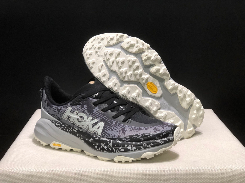 HOKA ONE ONE Speedgoat 6 Trail Running Shoes