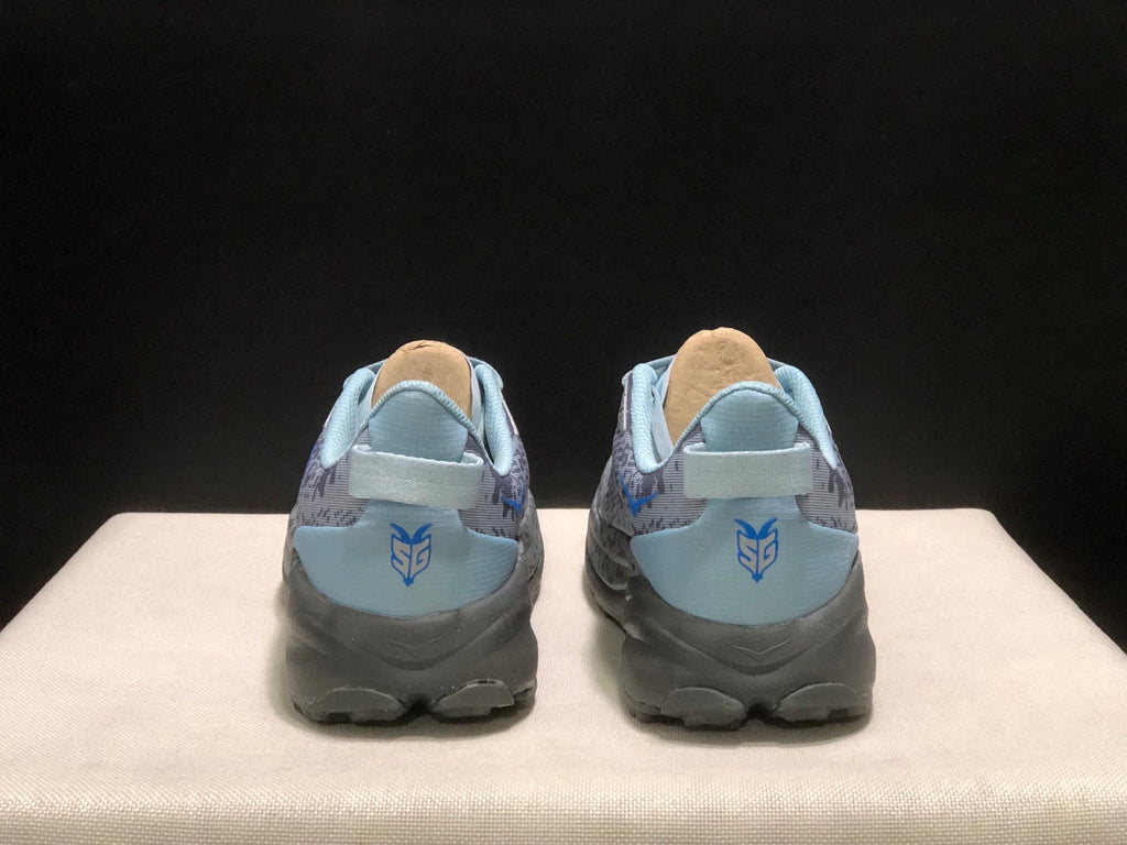 HOKA ONE ONE Speedgoat 6 Trail Running Shoes