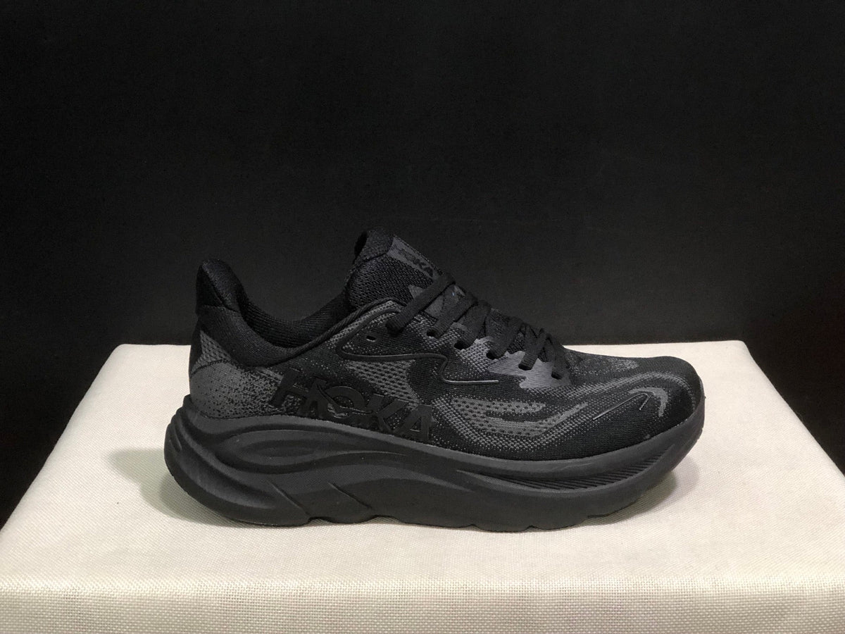 HOKA ONE ONE Clifton 10 Running Shoes