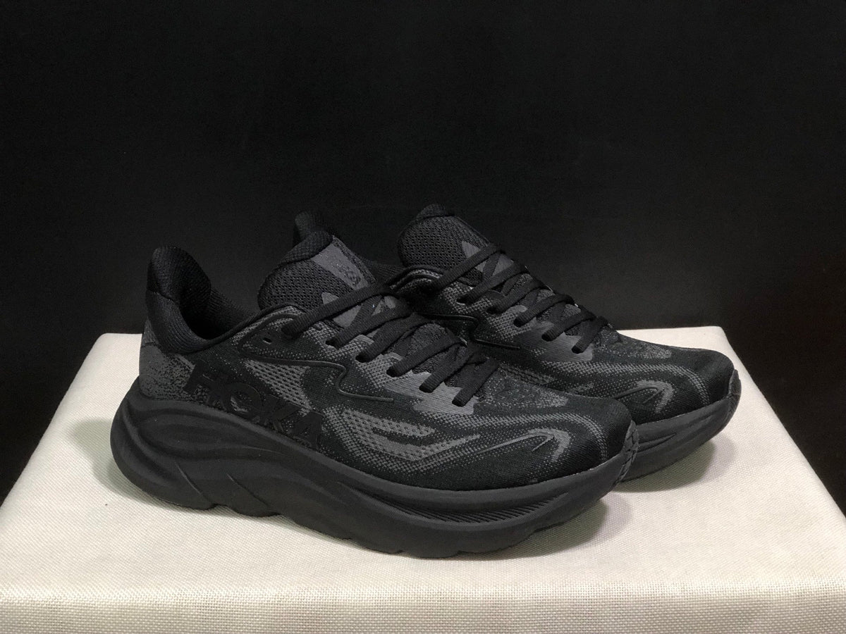 HOKA ONE ONE Clifton 10 Running Shoes