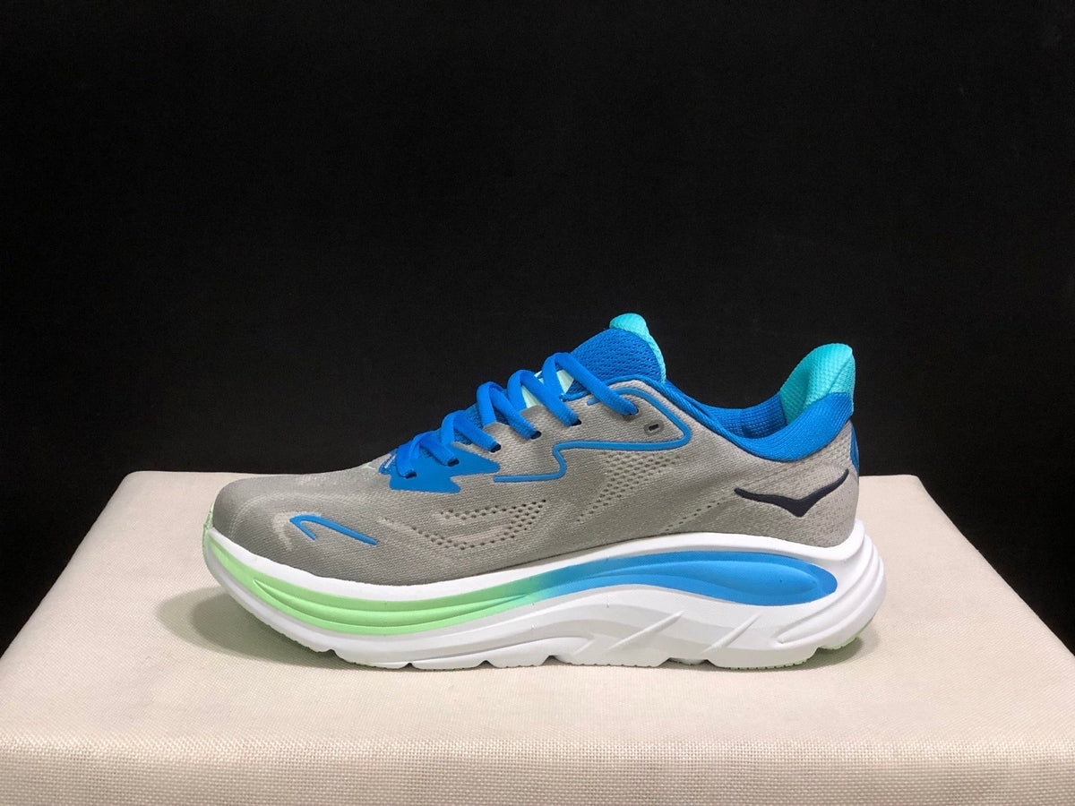 HOKA ONE ONE Clifton 10 Running Shoes