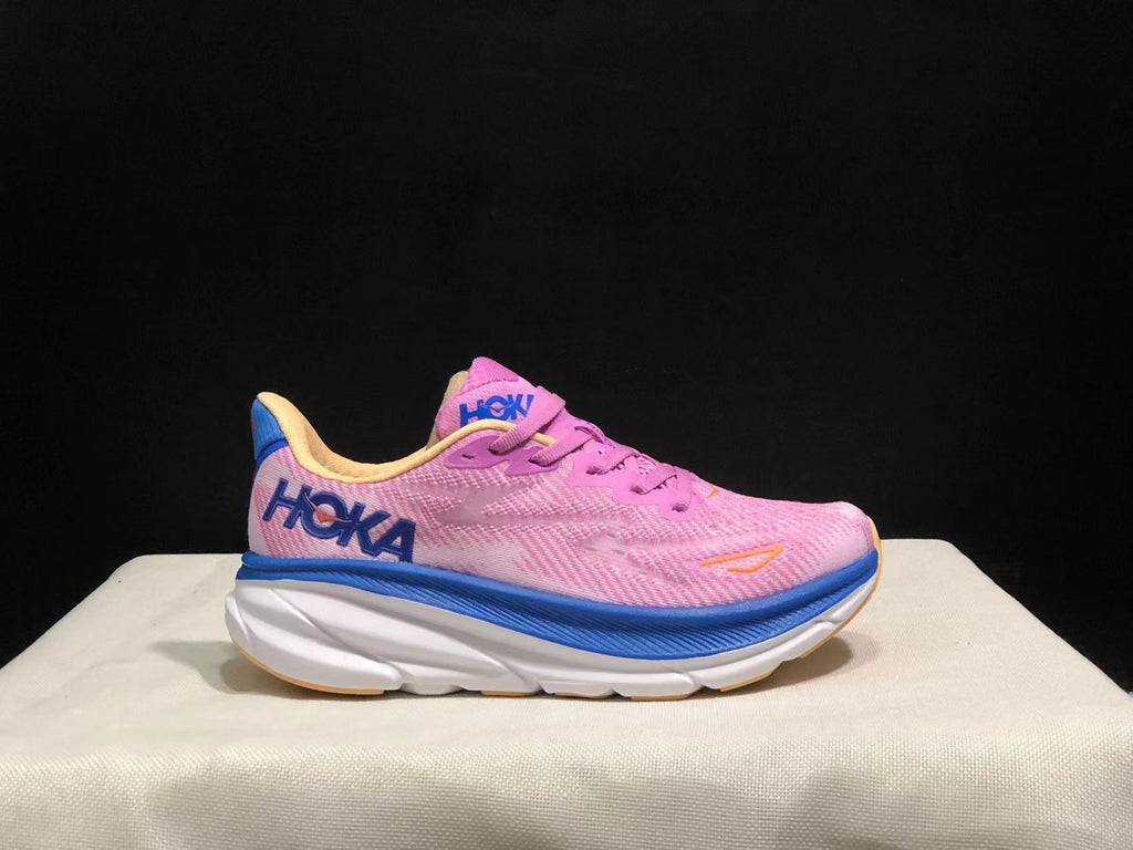 HOKA ONE ONE Clifton 9 Running Shoes