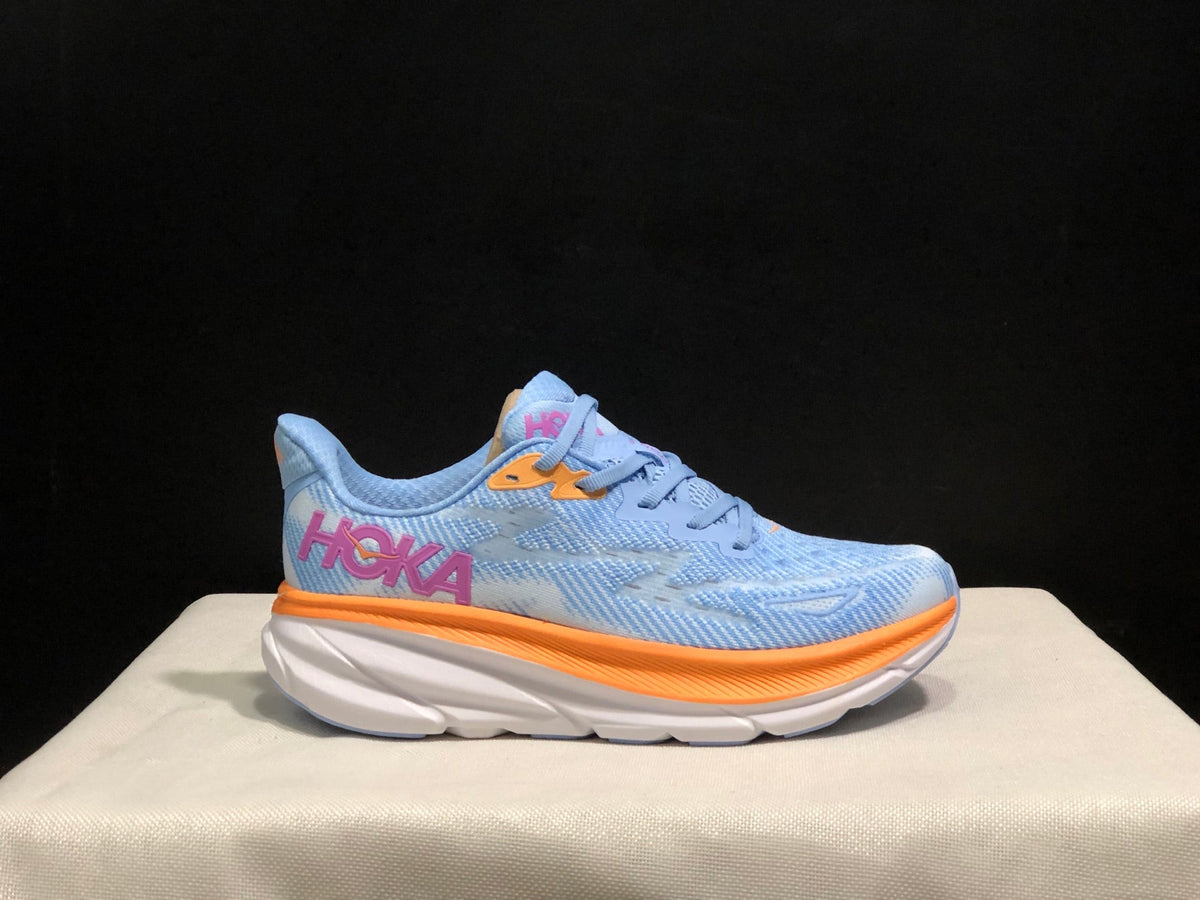 HOKA ONE ONE Clifton 9 Running Shoes