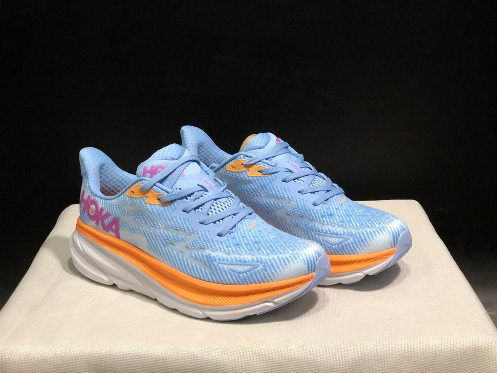 HOKA ONE ONE Clifton 9 Running Shoes