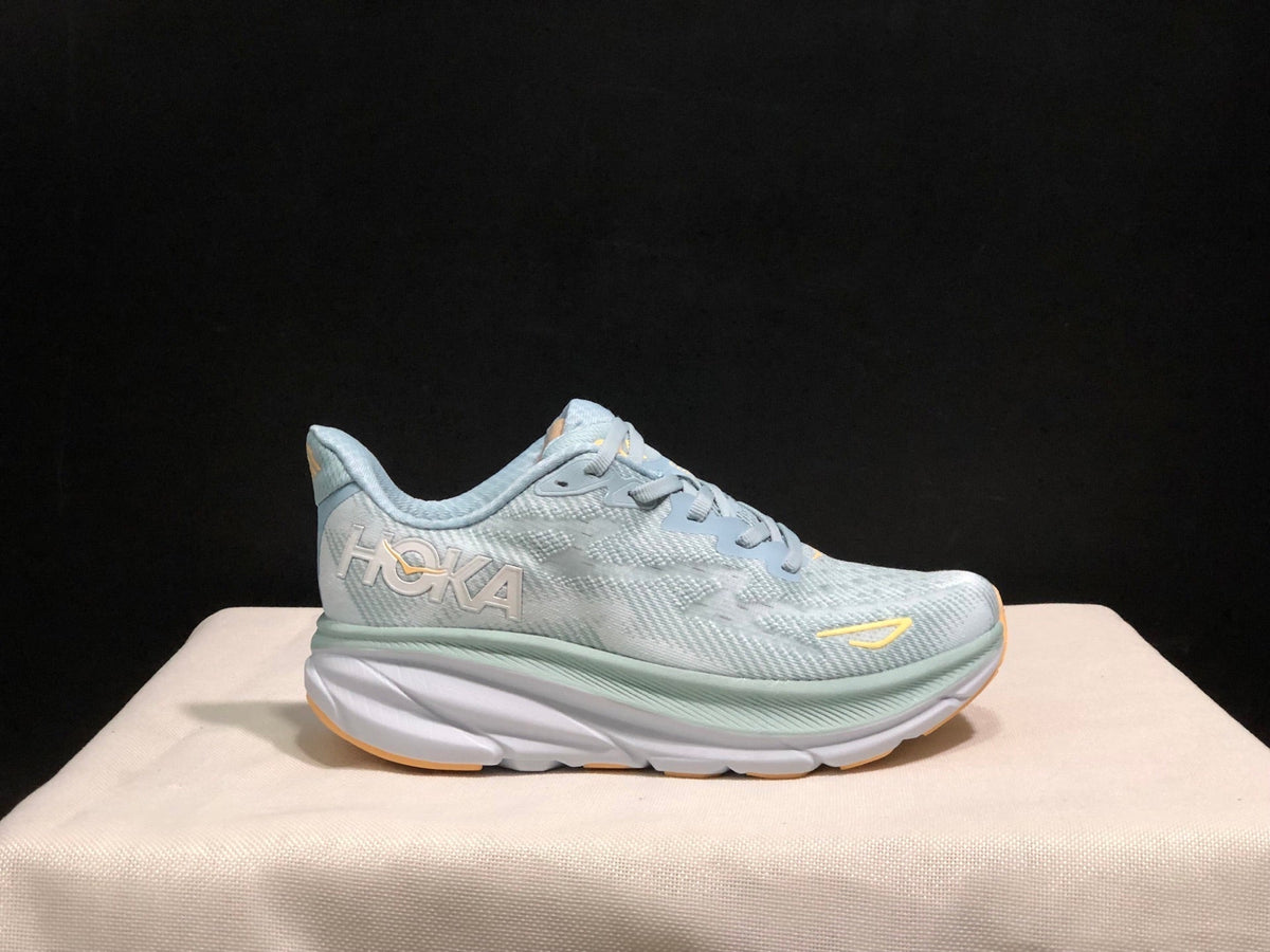 HOKA ONE ONE Clifton 9 Running Shoes
