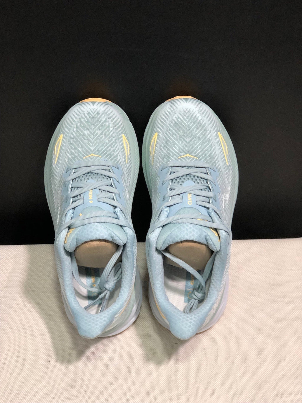 HOKA ONE ONE Clifton 9 Running Shoes