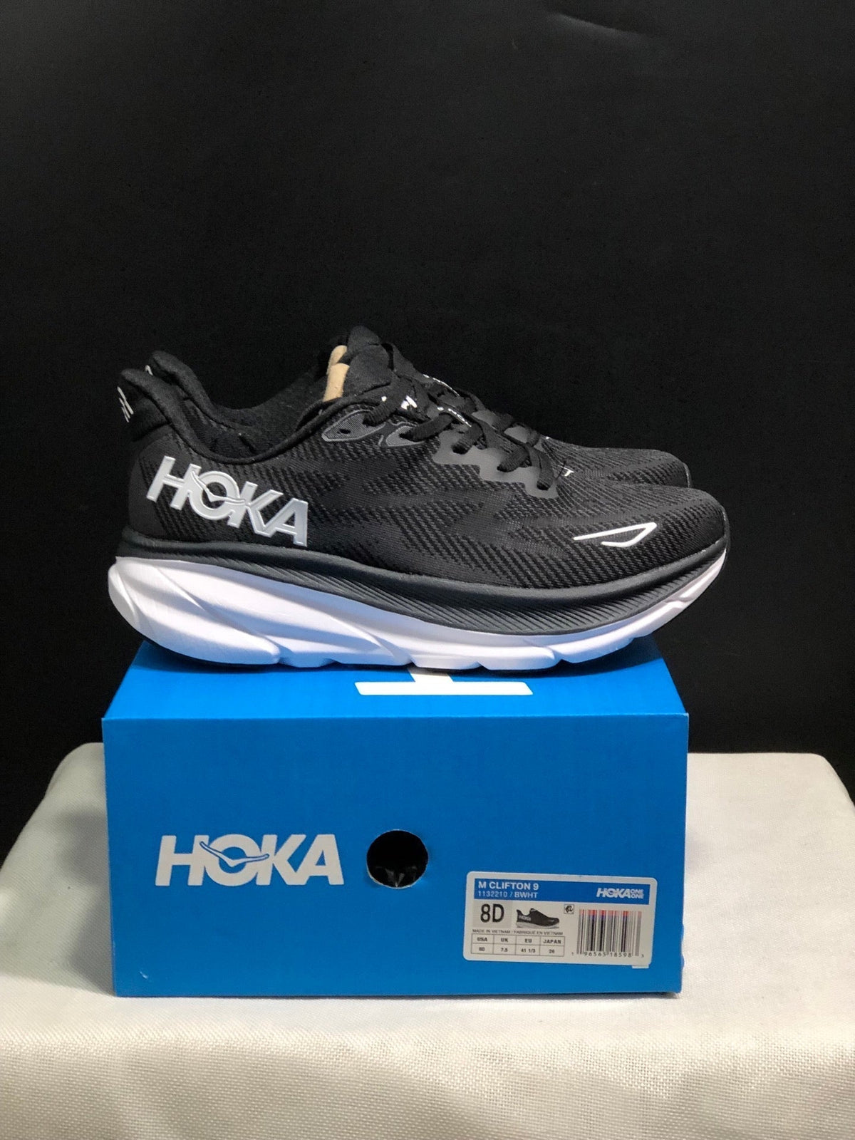 HOKA ONE ONE Clifton 9 Running Shoes