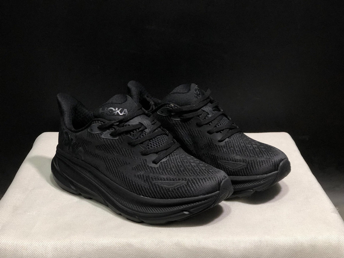 HOKA ONE ONE Clifton 9 Running Shoes