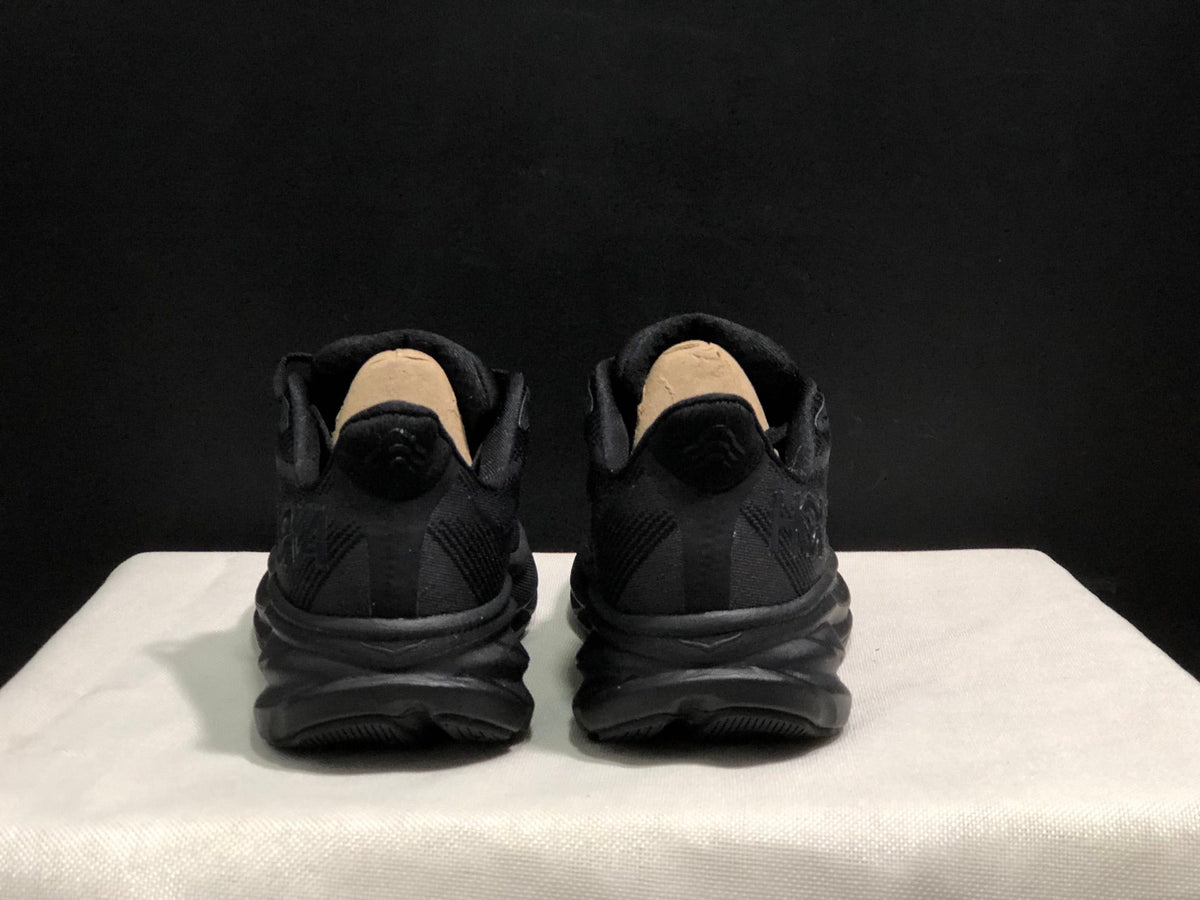 HOKA ONE ONE Clifton 9 Running Shoes