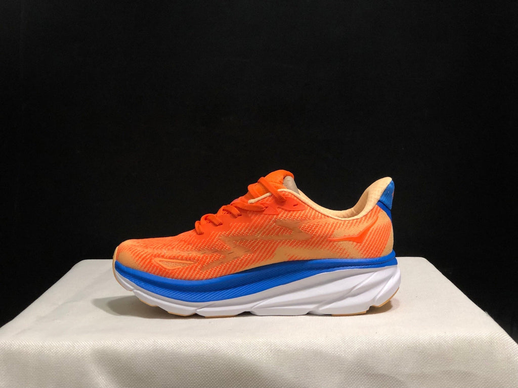 HOKA ONE ONE Clifton 9 Running Shoes